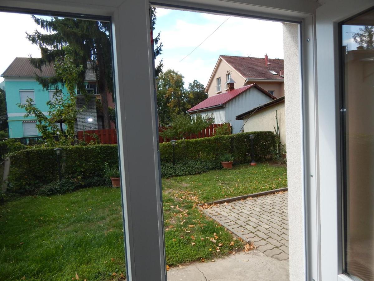 Hajdu Vendeghaz Hotel Hajduszoboszlo Exterior photo