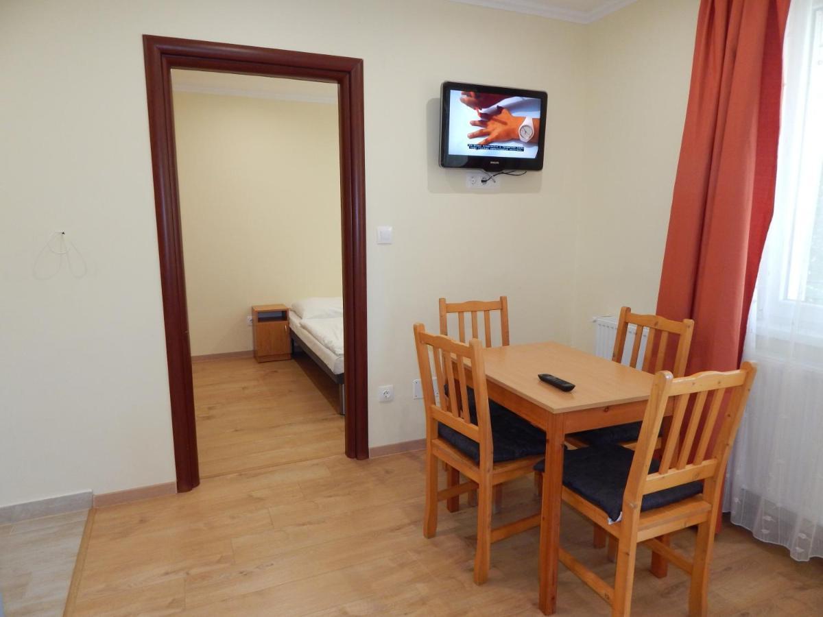 Hajdu Vendeghaz Hotel Hajduszoboszlo Exterior photo
