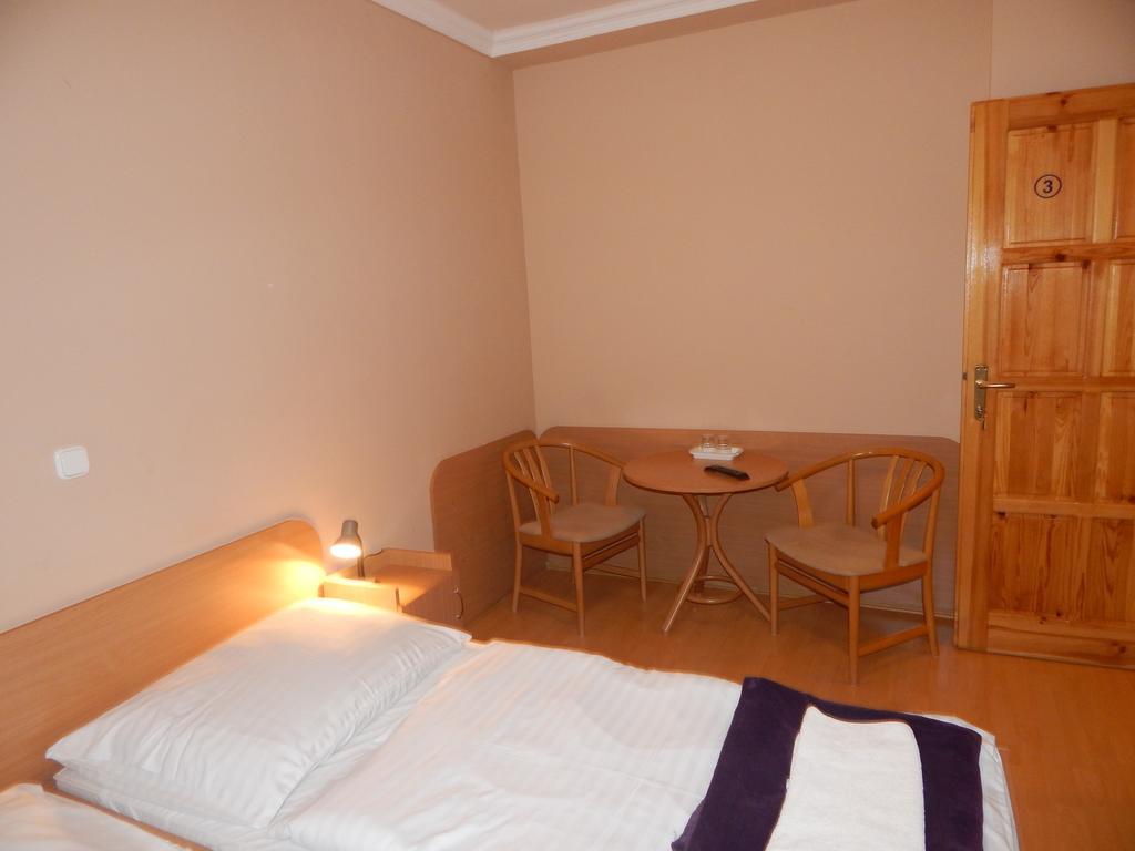 Hajdu Vendeghaz Hotel Hajduszoboszlo Room photo