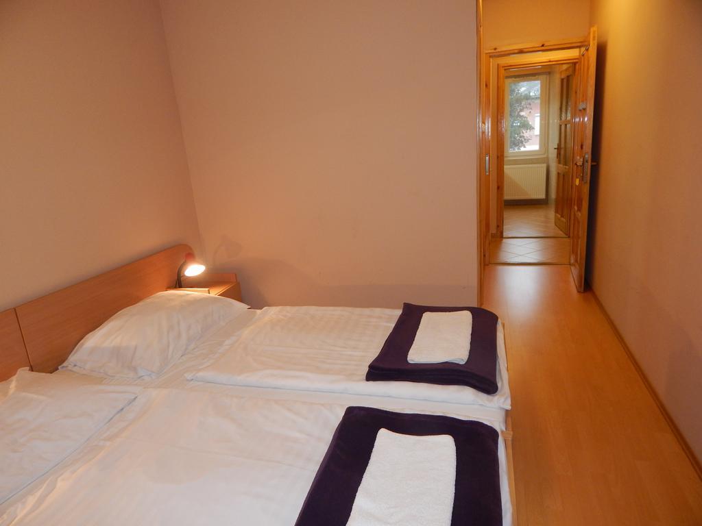 Hajdu Vendeghaz Hotel Hajduszoboszlo Room photo