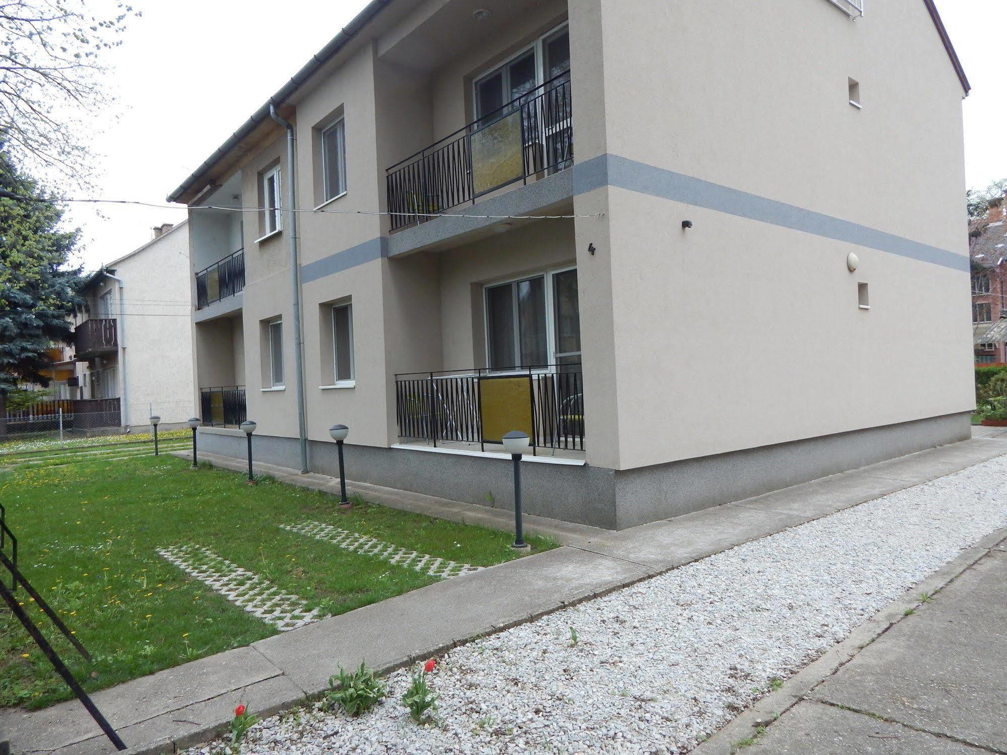 Hajdu Vendeghaz Hotel Hajduszoboszlo Exterior photo